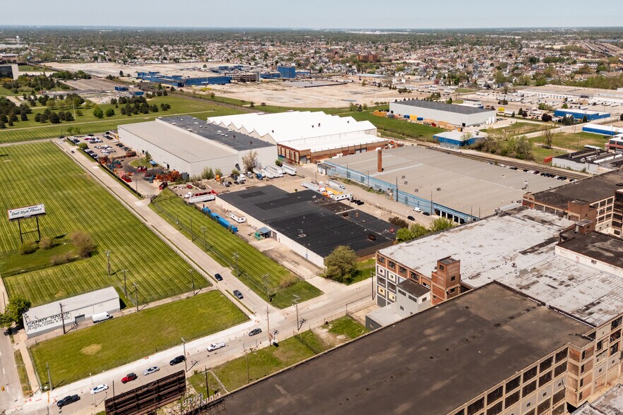 More Photos Of 1545 Clay St, Detroit Industrial For Lease