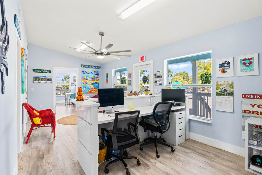 More Photos Of 4574 Pine Island Rd NW, Matlacha Office For Sale