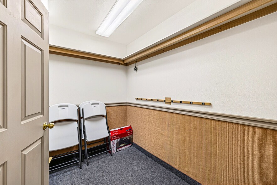 More Photos Of 3716 E Idaho St, Elko Office Residential For Lease