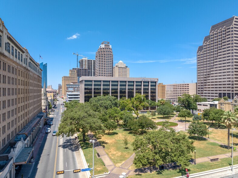 More Photos Of 711 Navarro St, San Antonio Office For Lease