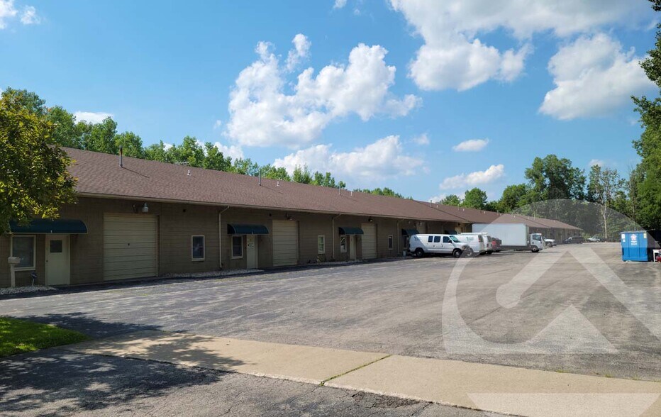 Primary Photo Of 8432 Central Ave, Sylvania Light Manufacturing For Lease