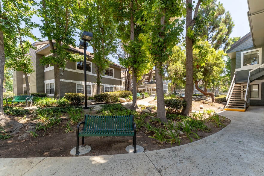 More Photos Of 2900 Bristol St, Costa Mesa Office For Sale