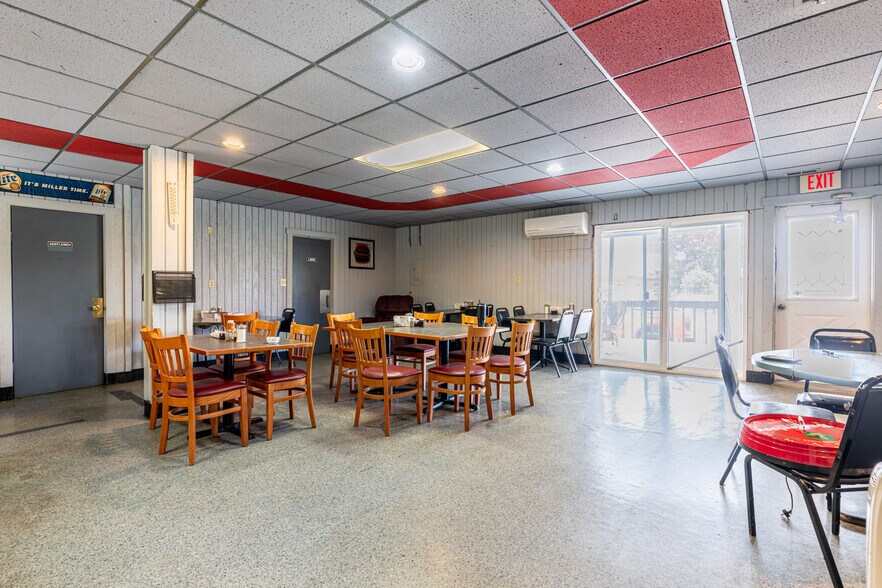 More Photos Of 1040 S Wayne St, Saint Marys Restaurant For Sale