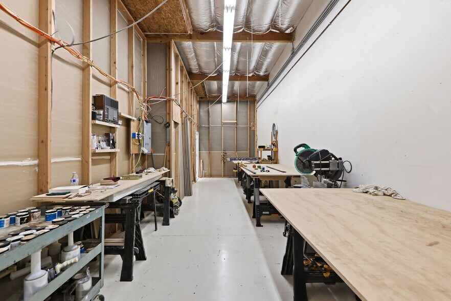 More Photos Of 100 N Hill Dr, Brisbane Light Manufacturing For Sale