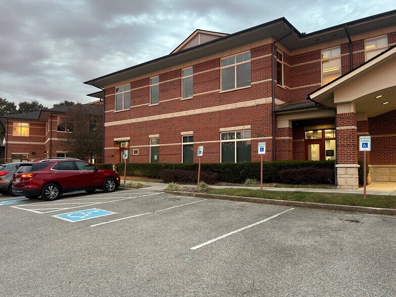 More Photos Of 6342-6360 Lonas Spring Dr, Knoxville Office For Sale