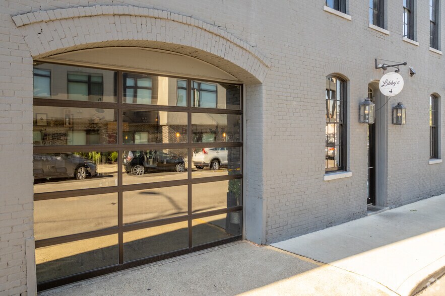 More Photos Of 35 W 8th St, Covington Loft Creative Space For Lease