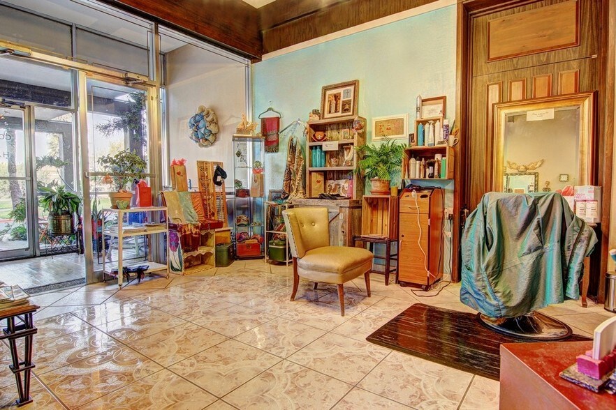 More Photos Of 4600 Ocean Dr, Corpus Christi Apartments For Sale
