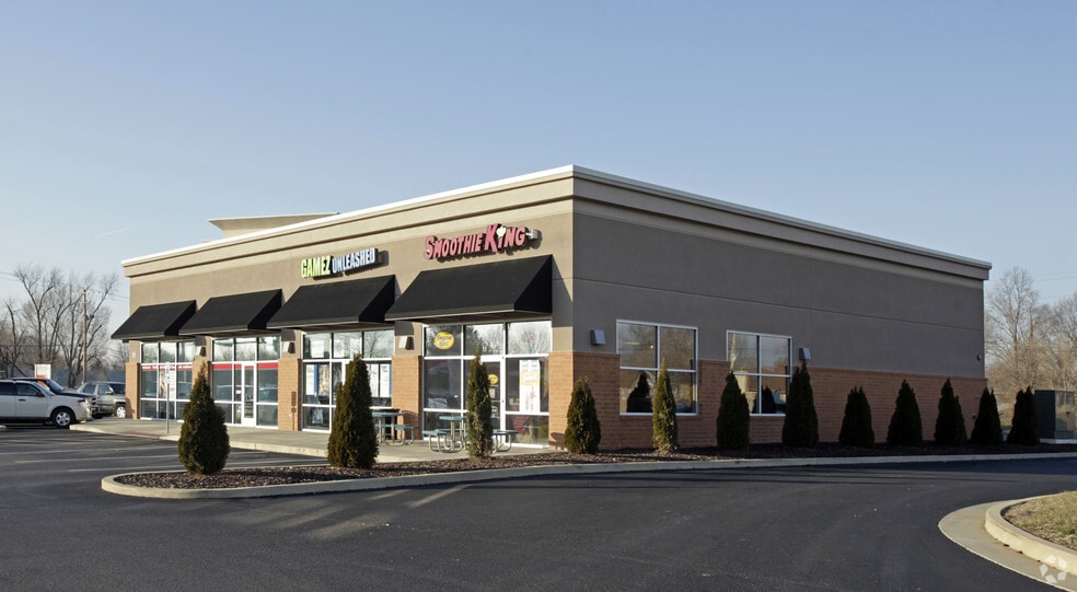 More Photos Of 3030 Frank Scott Pky W, Belleville Unknown For Lease