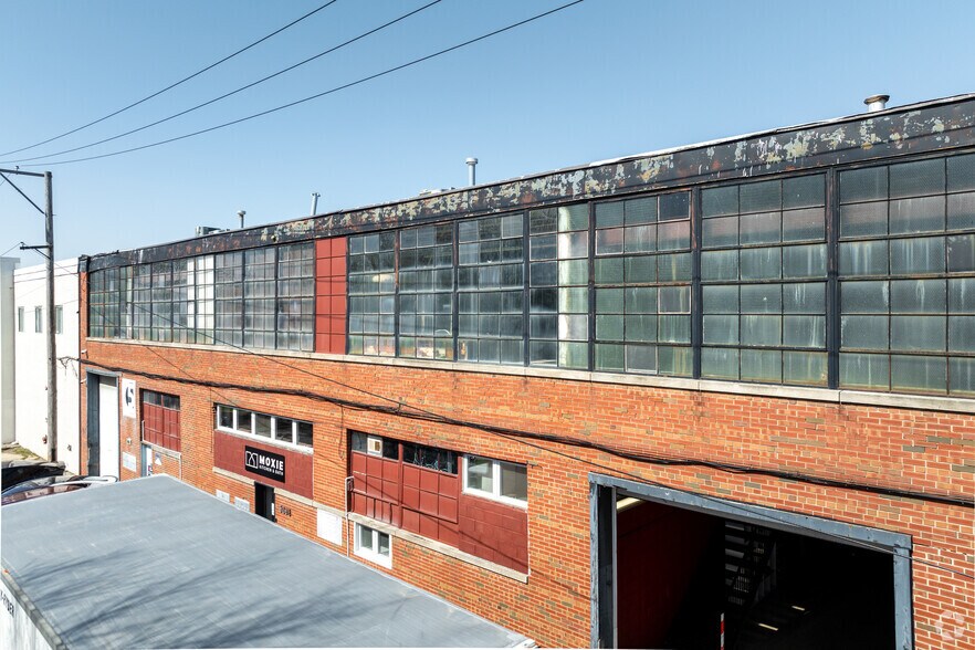 More Photos Of 5066-5070 N Kimberly Ave, Chicago Manufacturing For Lease