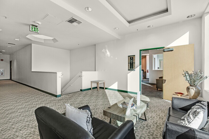 More Photos Of 41111 Mission Blvd, Fremont Office For Lease