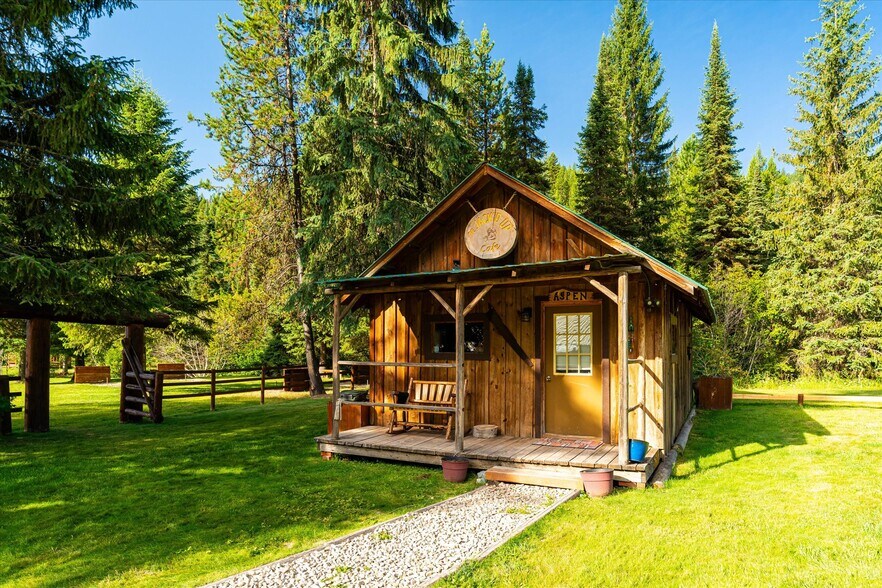 More Photos Of 7000 Graves Creek Rd, Lolo Bar For Sale