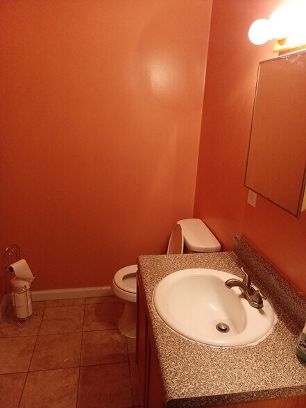 More Photos Of 2373 Wingfoot Pl, Decatur Office For Sale