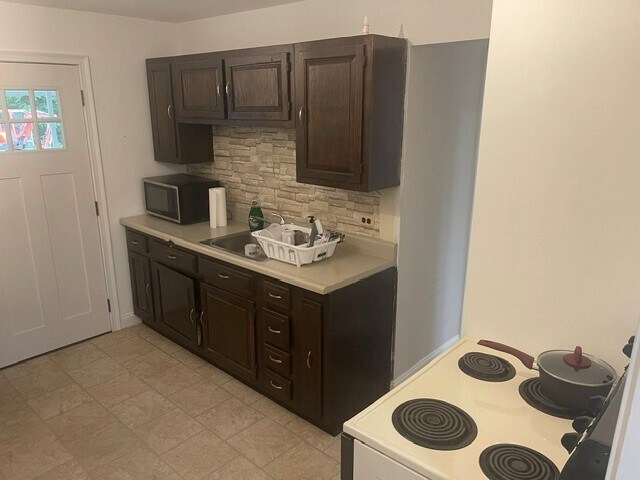 More Photos Of 1600 US Highway 9, Howell Office For Sale