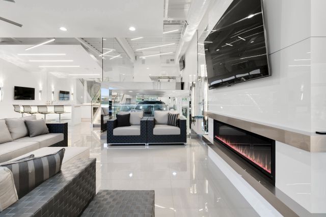 More Photos Of 142 Pit Ln, Pontiac Flex For Sale