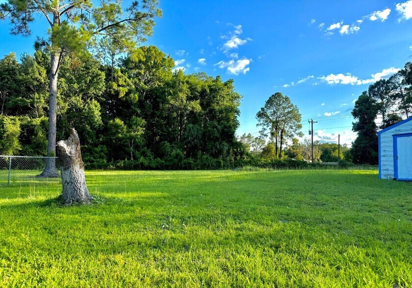 More Photos Of 101 Sesame St, Palatka Specialty For Sale