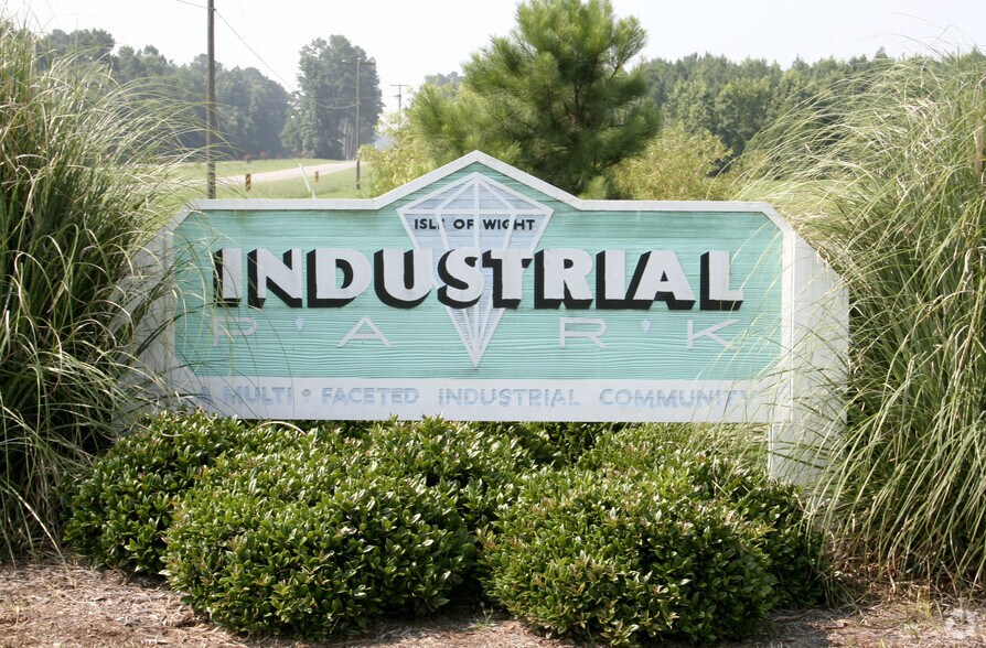 More Photos Of 20173 IWIP Rd, Smithfield Flex For Sale