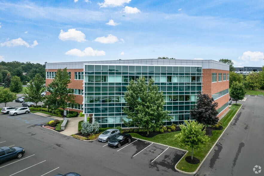 Primary Photo Of 22 Century Hill Dr, Latham Coworking Space