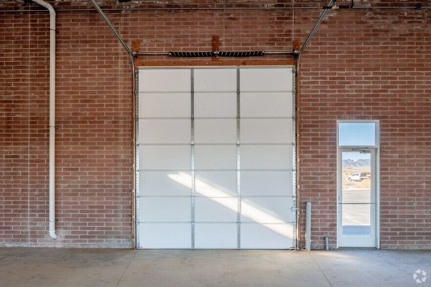 More Photos Of W 112th And Simms, Broomfield Unknown For Lease