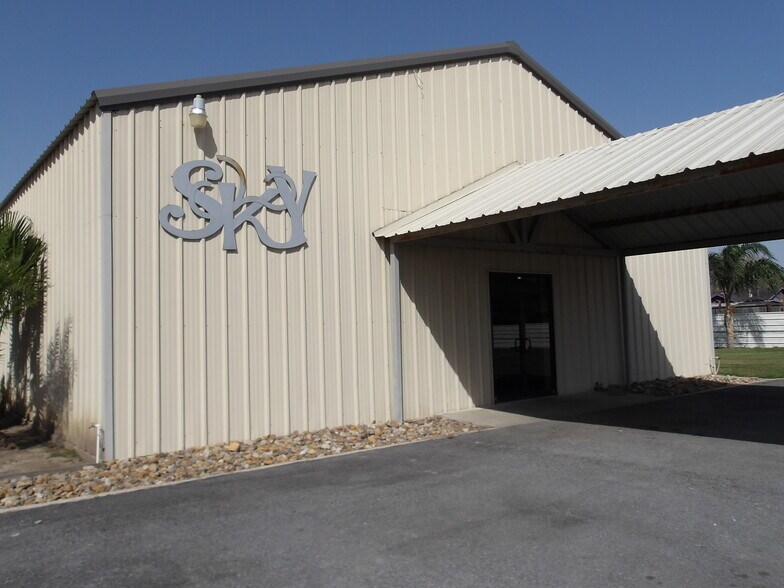 More Photos Of 1 Industrial Pkwy, Rio Hondo Freestanding For Sale
