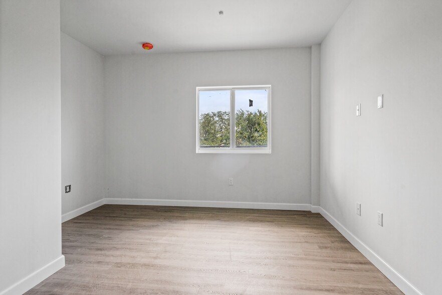 More Photos Of 2311 NW 22nd Ave, Miami Apartments For Sale