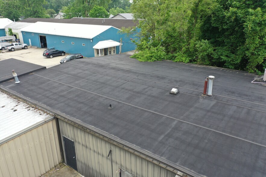More Photos Of 53894 N County Road 9, Elkhart Warehouse For Sale