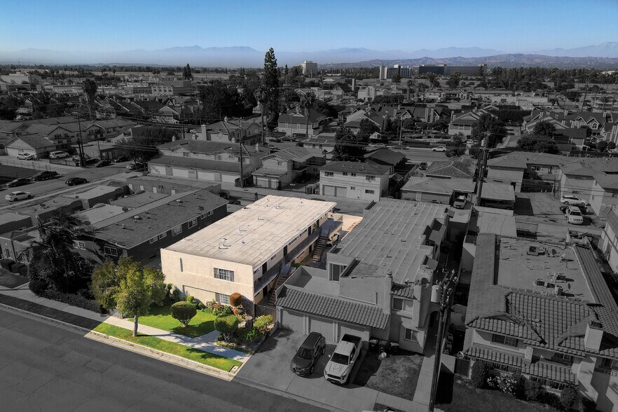 More Photos Of 12155 Pine St, Norwalk Apartments For Sale