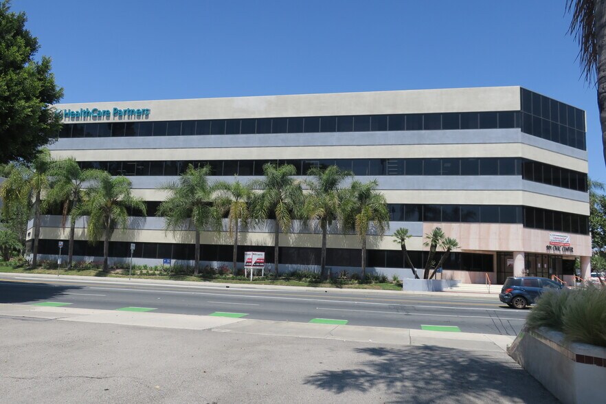 Primary Photo Of 901 W Civic Center Dr, Santa Ana Office For Lease