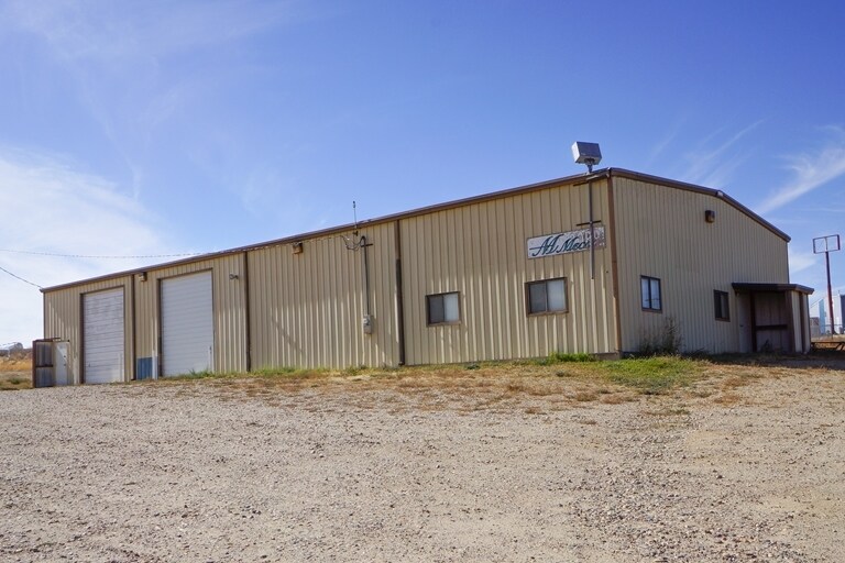 Primary Photo Of 6659 Uranium Rd, Casper Warehouse For Sale