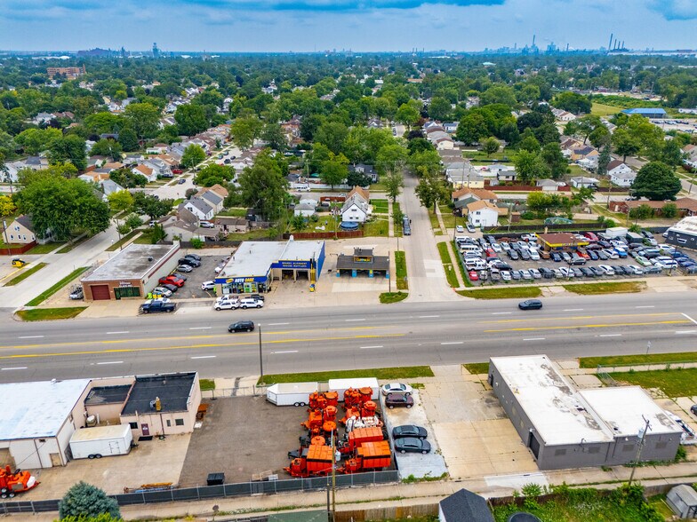 More Photos Of 636 Southfield Rd, Lincoln Park Carwash For Sale