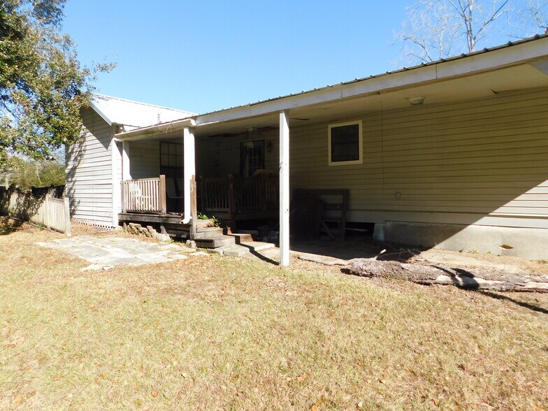 More Photos Of 7047 Kiln Delisle Rd, Pass Christian Daycare Center For Sale