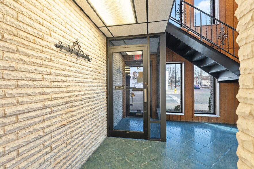 More Photos Of 24 E Linden Ave, Miamisburg Medical For Sale