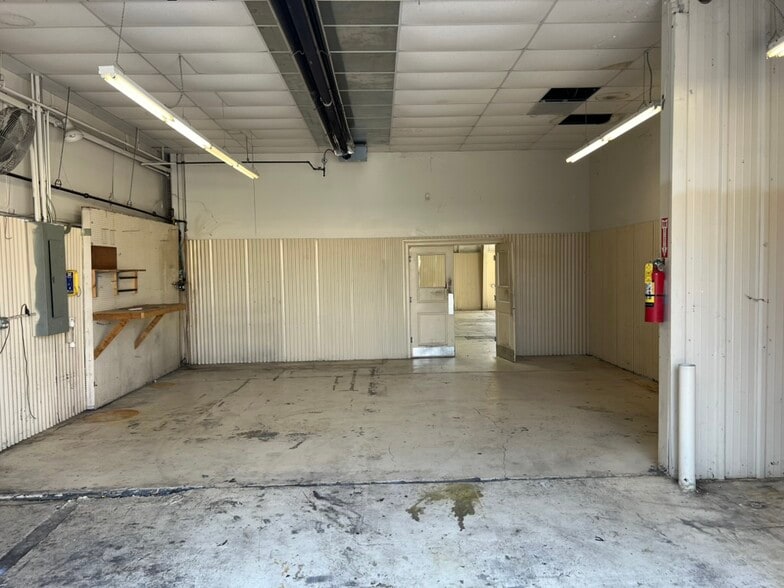 More Photos Of 6120 Airways Blvd, Chattanooga Warehouse For Sale