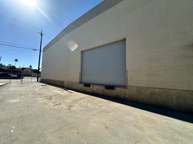 More Photos Of 2875 Orange Olive Rd, Orange Manufacturing For Lease