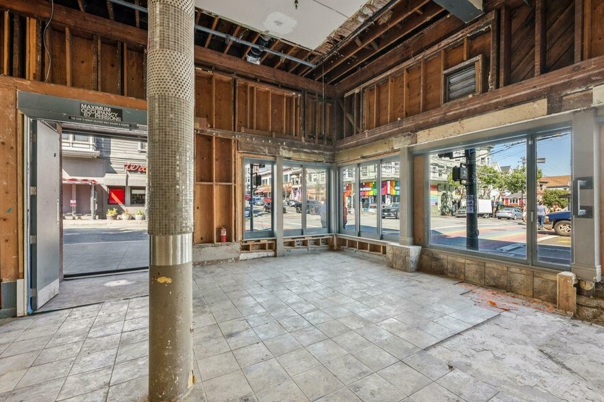More Photos Of 500-508 Castro St, San Francisco Storefront Retail Residential For Lease