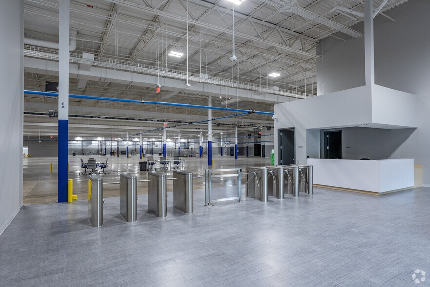 More Photos Of 981 Industrial Park Rd, Columbia Manufacturing For Lease