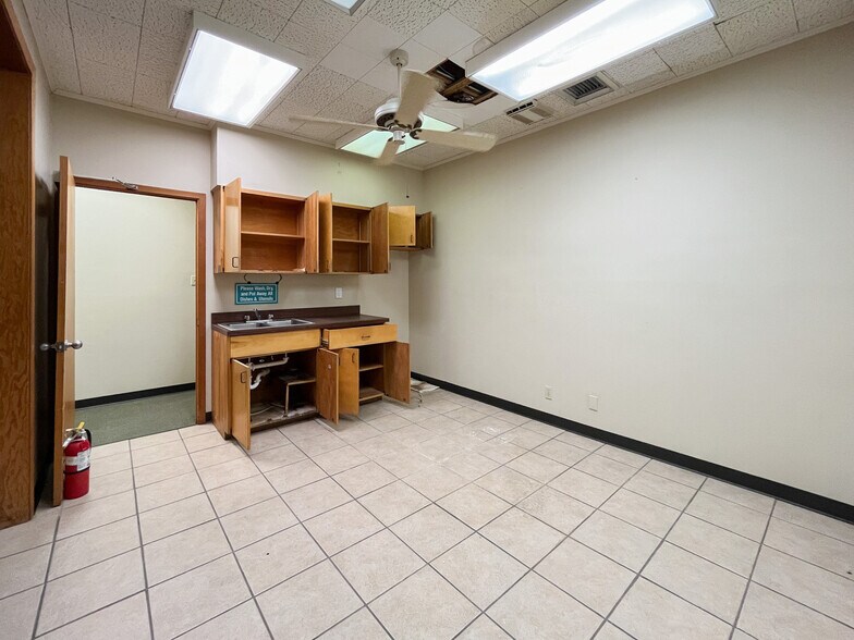 More Photos Of 8334 O'Hara Ct, Baton Rouge Medical For Sale