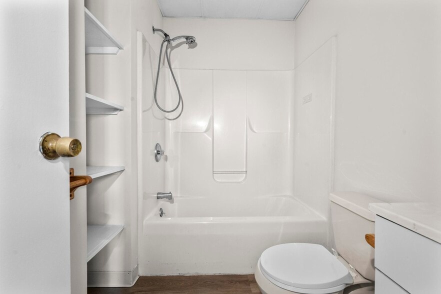 More Photos Of , Waterbury Multifamily For Sale