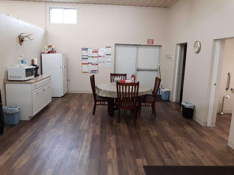 More Photos Of 589 Lake Shady Ave N, Oronoco Daycare Center For Lease