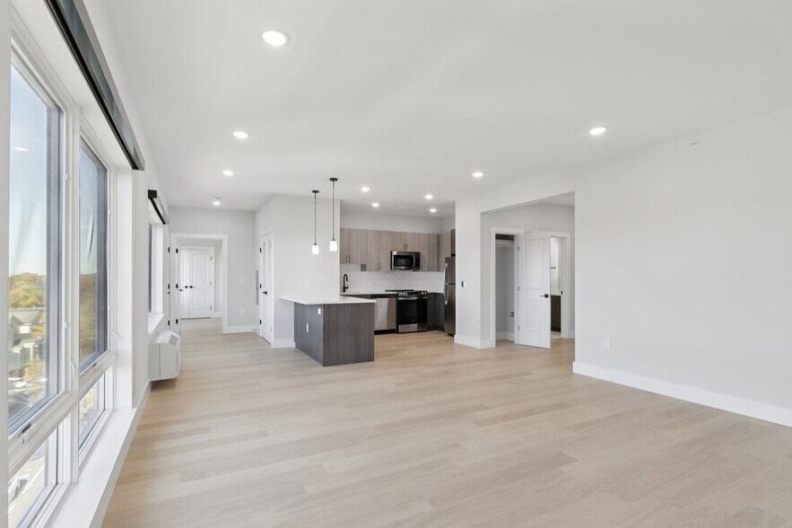 More Photos Of 34-40 Hudson St, Newark Apartments For Lease