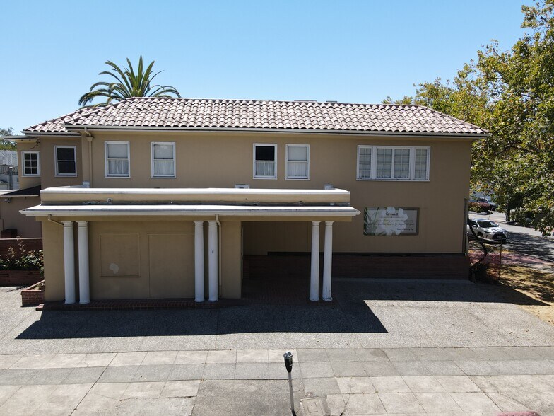 More Photos Of 1022 E St, San Rafael Office For Sale