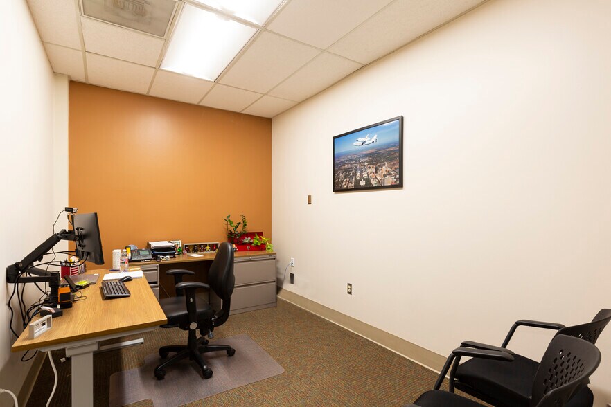 More Photos Of 7601 Hospital Dr, Sacramento Medical For Sale