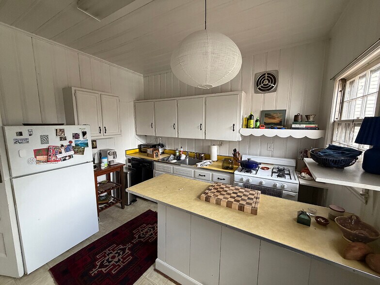 More Photos Of 211 E Peace St, Raleigh Apartments For Sale