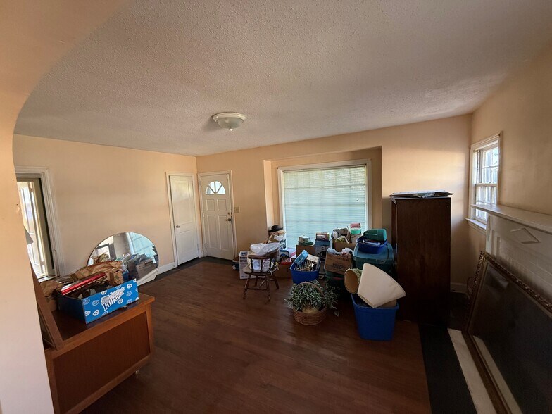 More Photos Of 317 Longwood Dr SW, Huntsville Office Residential For Sale