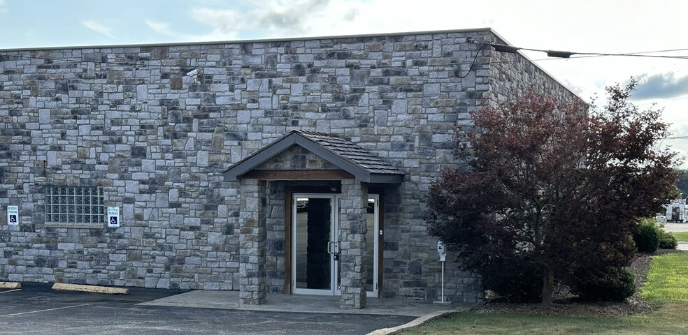 Primary Photo Of 1266 Middle Rowsburg Rd, Ashland Office For Lease