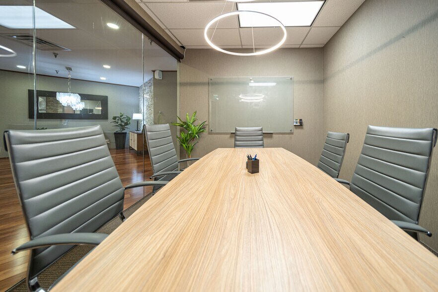 More Photos Of 1400 Preston Rd, Plano Coworking Space