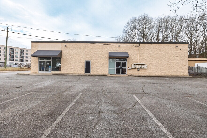 More Photos Of 1110 Alpharetta St, Roswell Freestanding For Sale