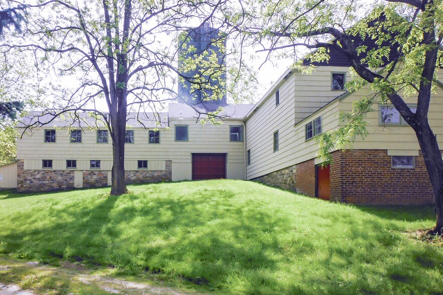 More Photos Of 1207 Flohrs Church Rd, Biglerville Hospitality For Sale