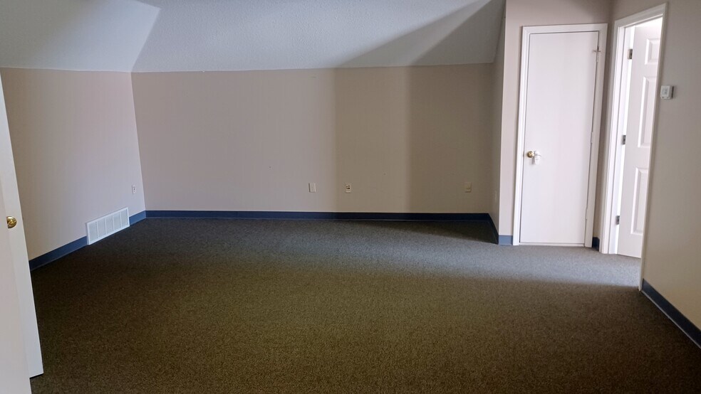 More Photos Of 2785 Summer Oaks Dr, Bartlett Medical For Lease