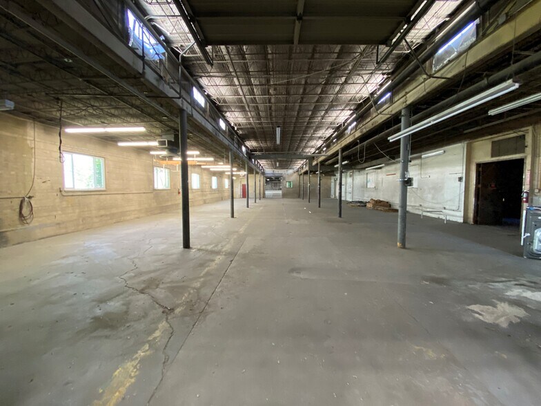 More Photos Of 4751 Broadway, Denver Warehouse For Sale