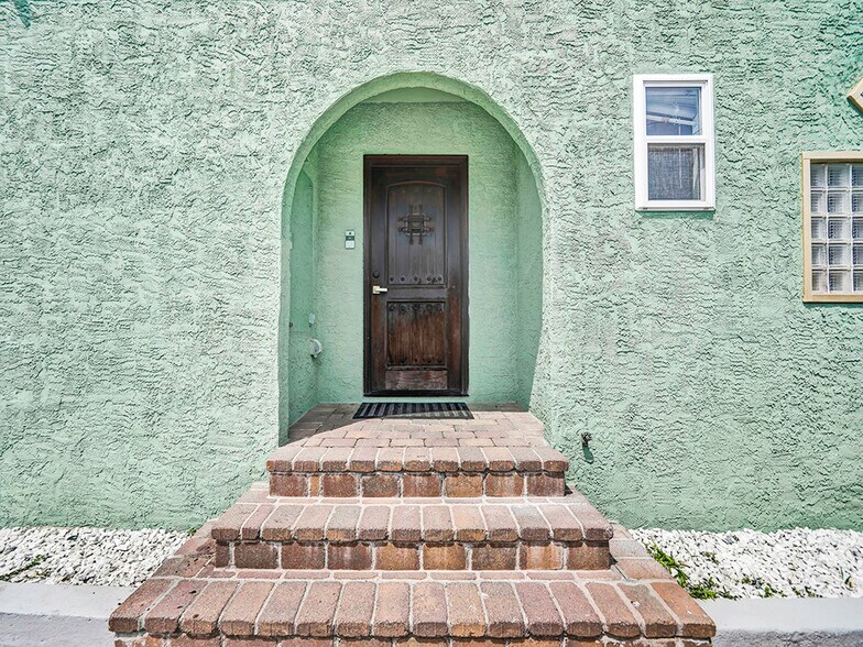 Primary Photo Of 2041 Park St, Atlantic Beach Loft Creative Space For Lease